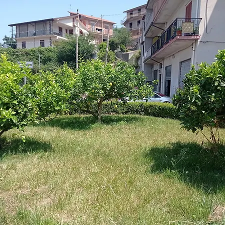 Villatresa Konukevi Castell'Umberto